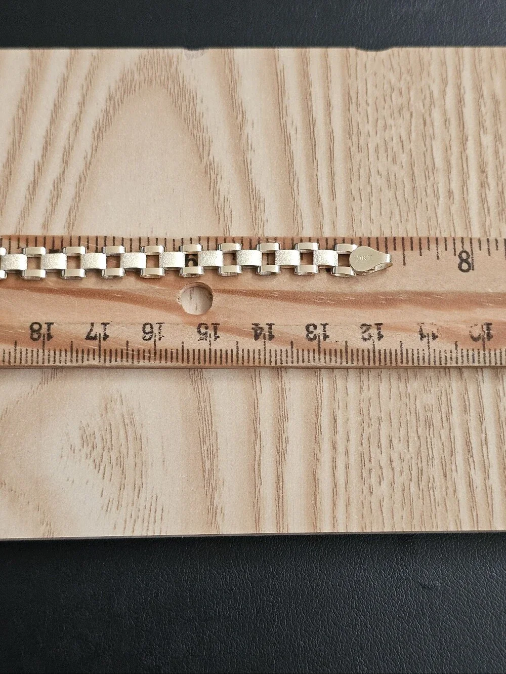 10k Gold Bracelet 7.5 Inch